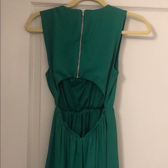 Cute Express Dress! - Picture 3 of 3